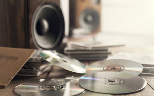 Can cd/dvd discs wear out?